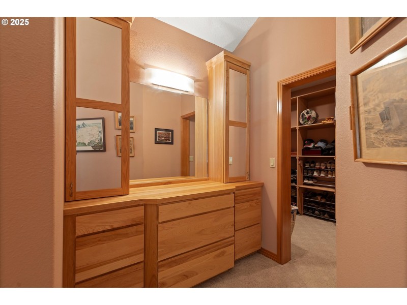 Owner's Suite Bathroom