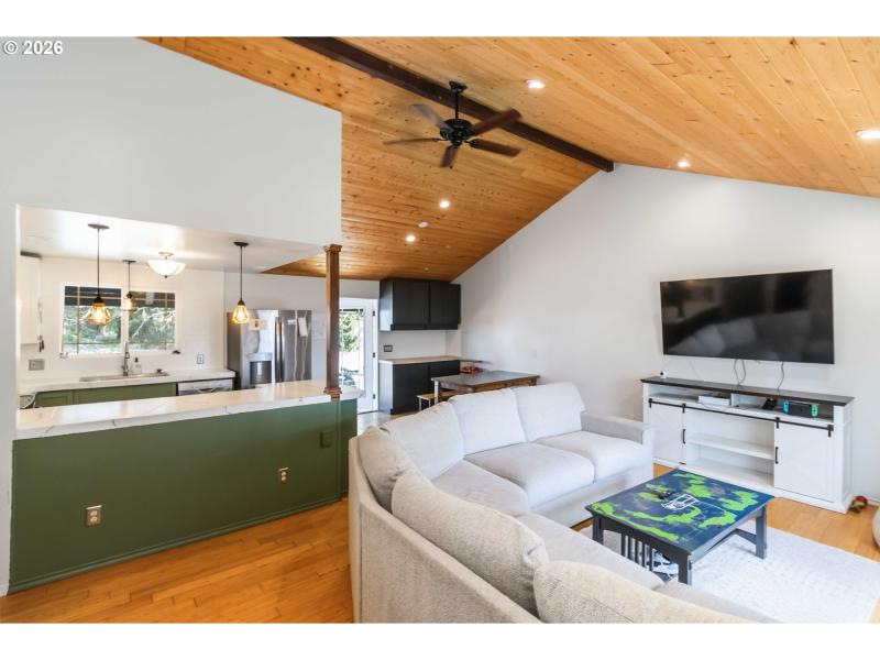 Living Room/Dining Room