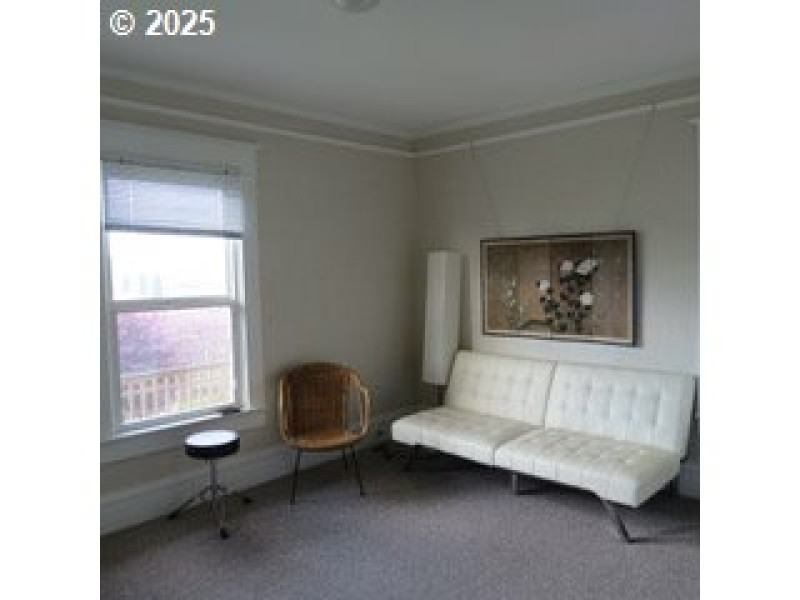 Upstairs Unit