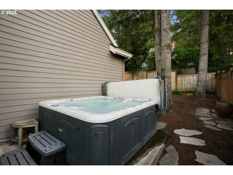 Jacuzzi