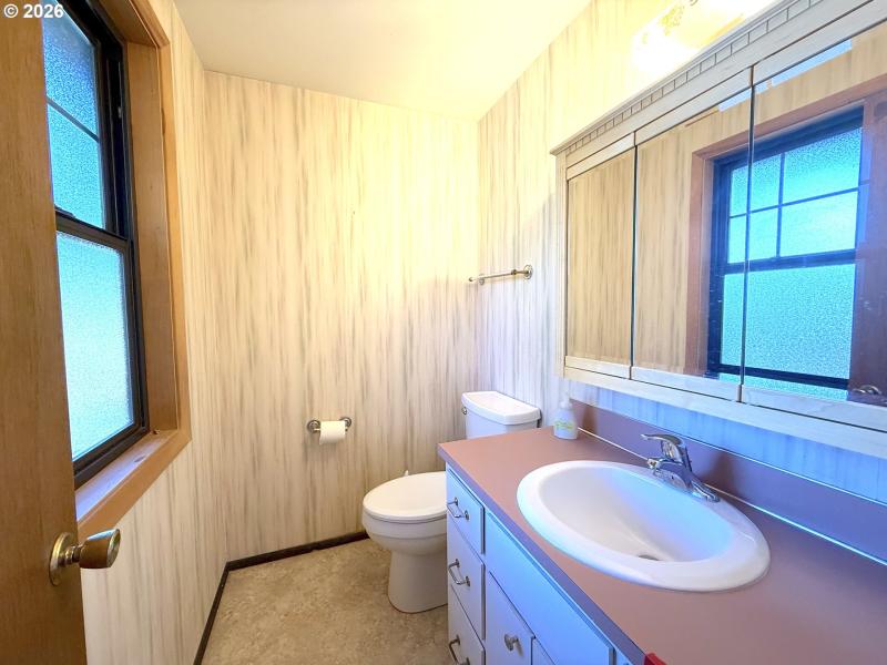 Owner's Suite Bathroom