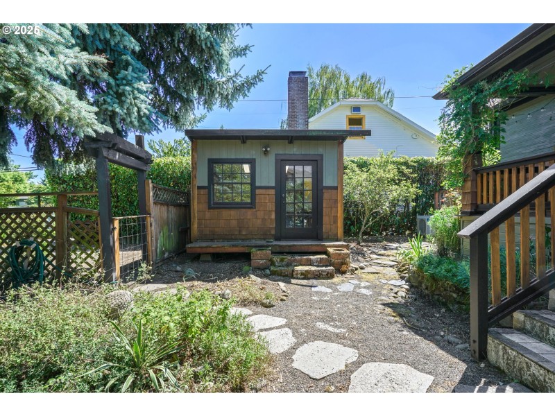Shed