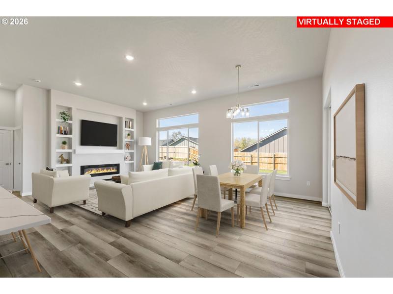 Living Room/Dining Room