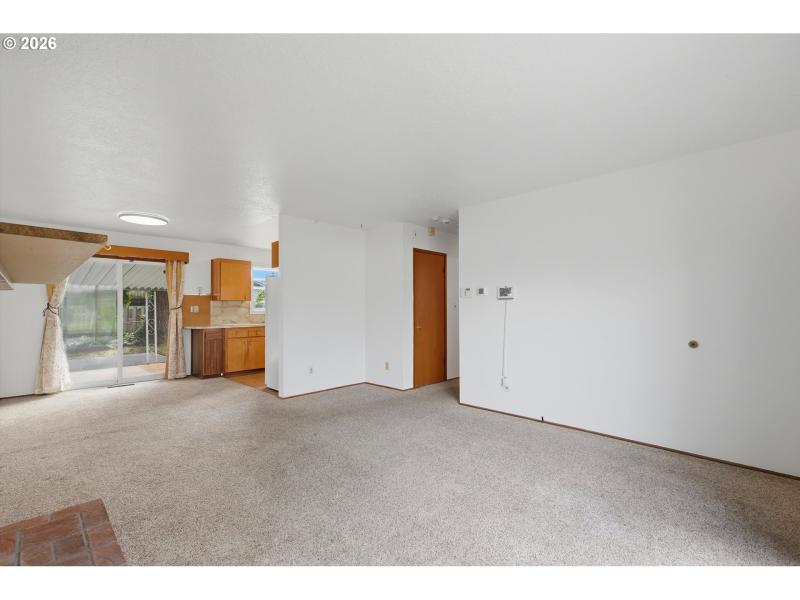 Living Room/Dining Room