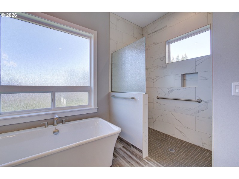 Owner's Suite Bathroom