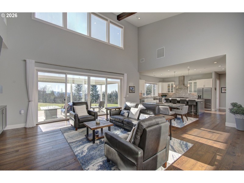 Living Room/Dining Room