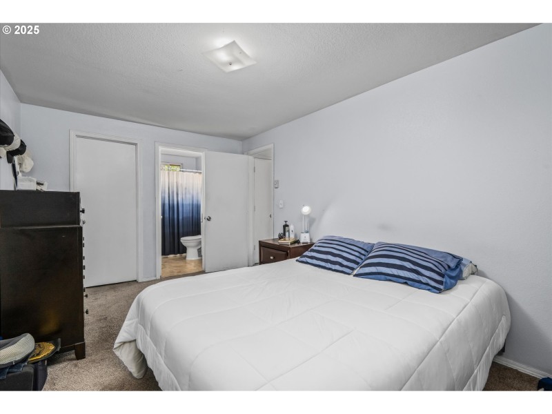 Bedroom, Owner's Suite