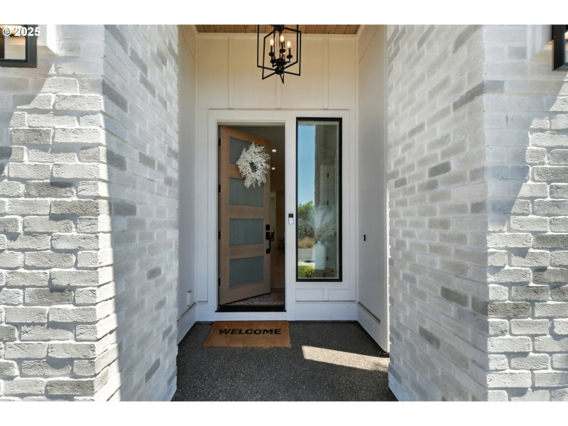 Entrance/Foyer