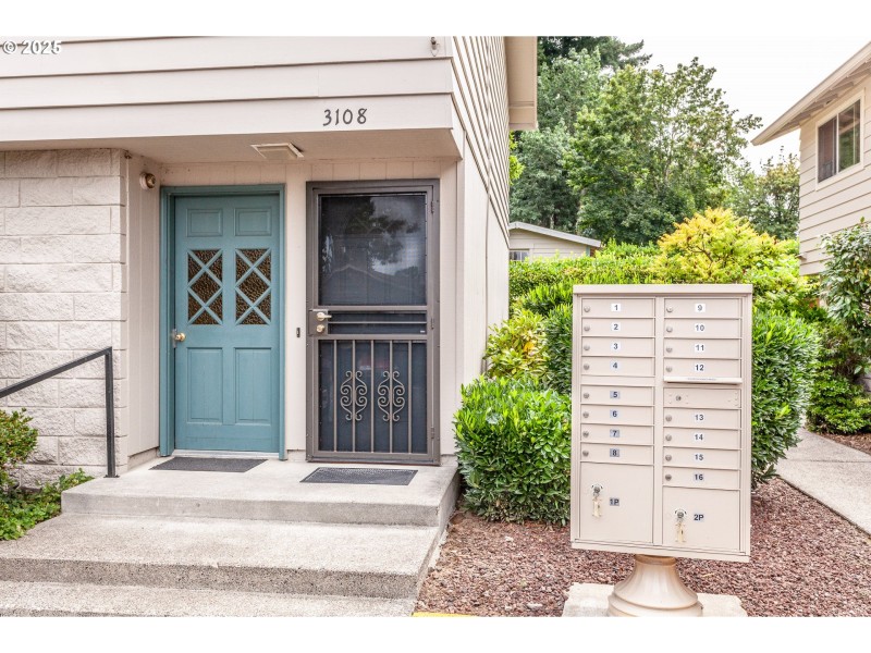 Entrance/Foyer
