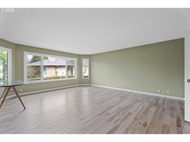 Bedroom, Primary