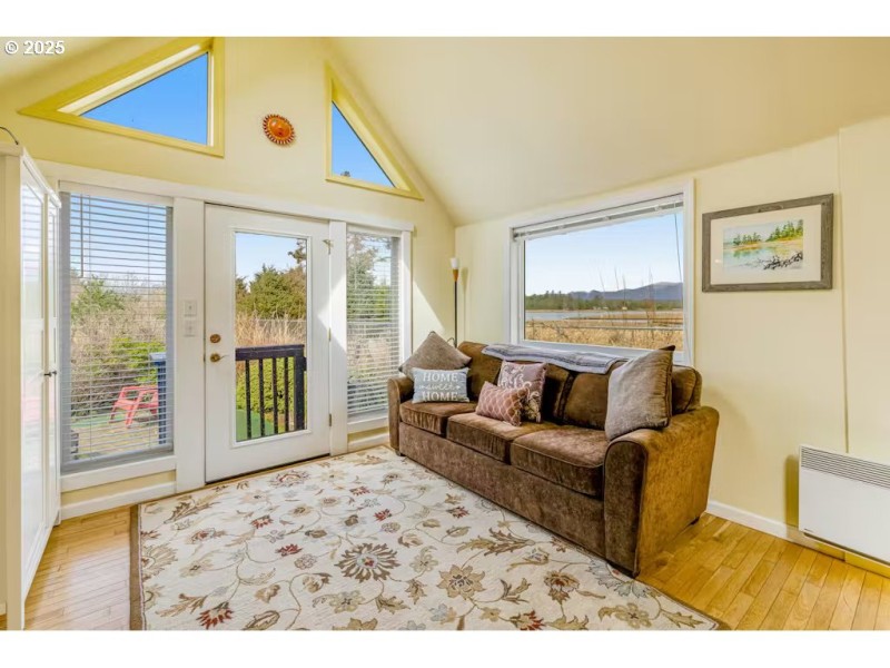 Bedroom, Owner's Suite