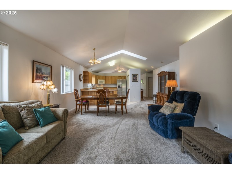 Living Room/Dining Room