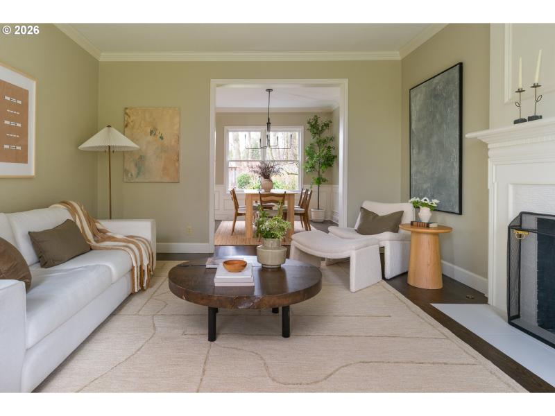 Living Room/Dining Room