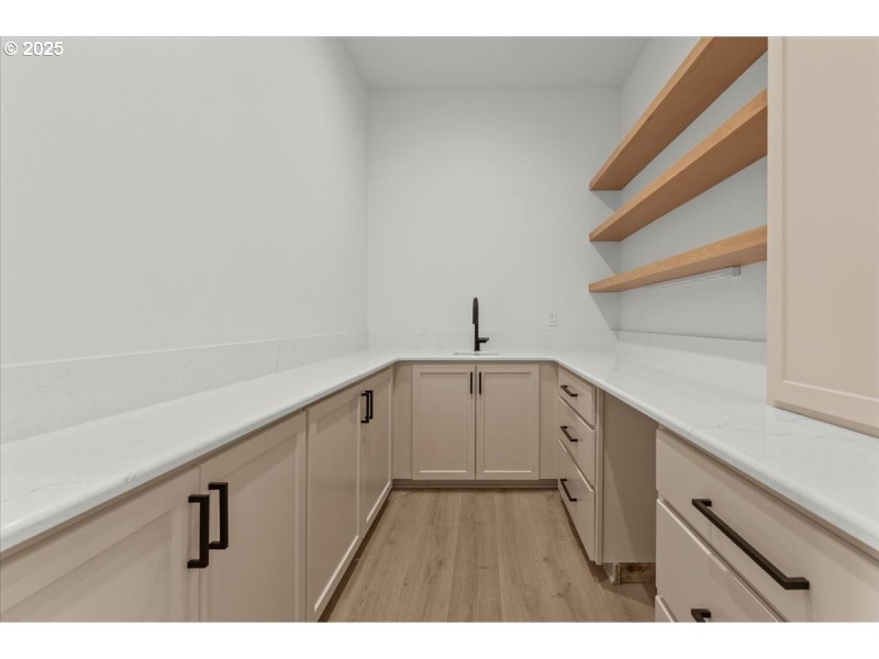 Butler's Pantry