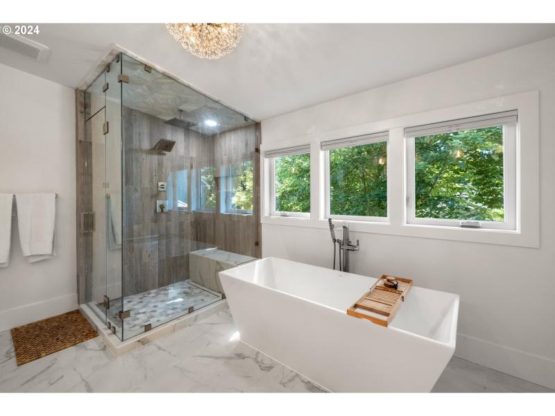 Owner's Suite Bathroom