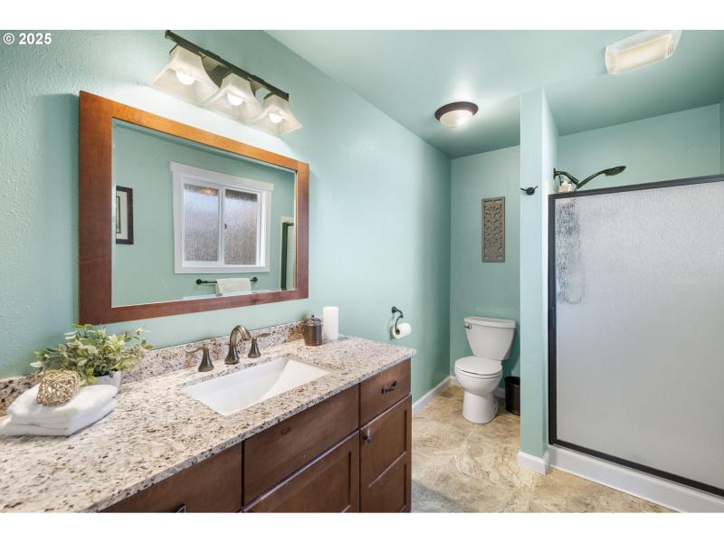 Owner's Suite Bathroom