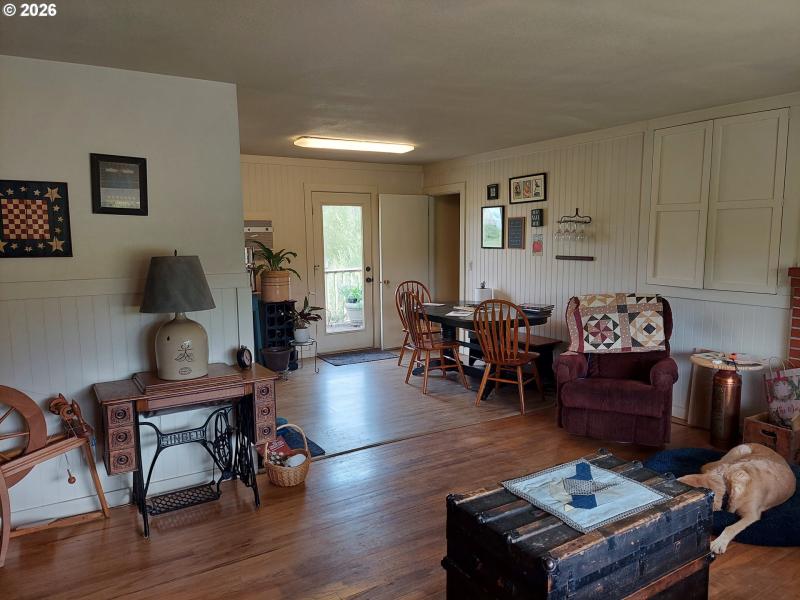 Living Room/Dining Room