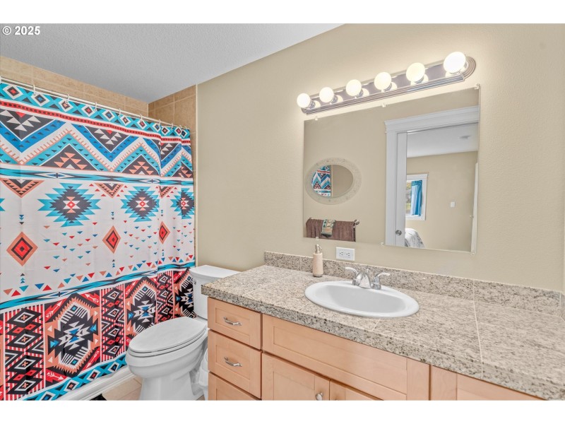 Owner's Suite Bathroom