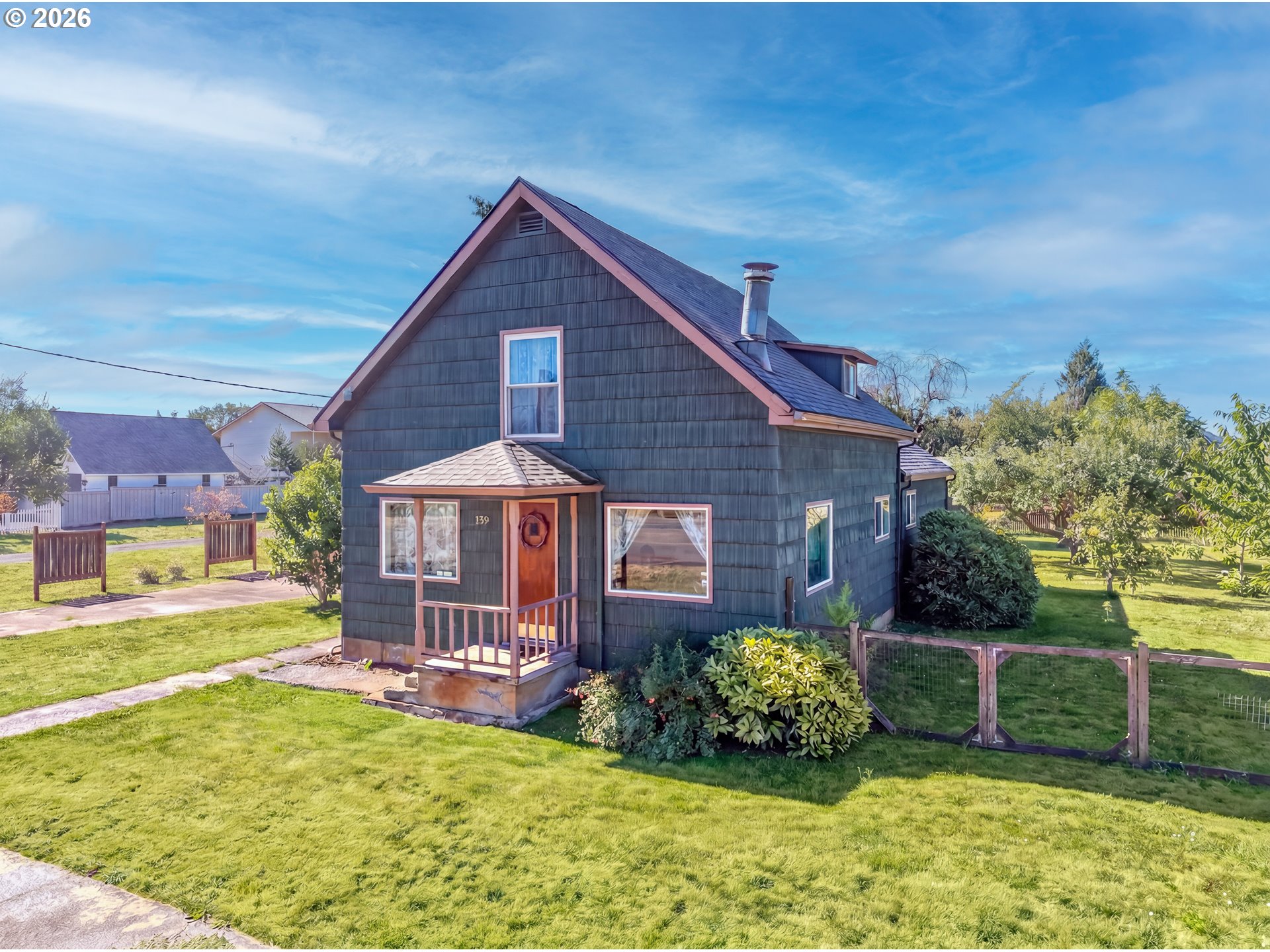 320 BLAKELY AVE, Brownsville, OR 97327
