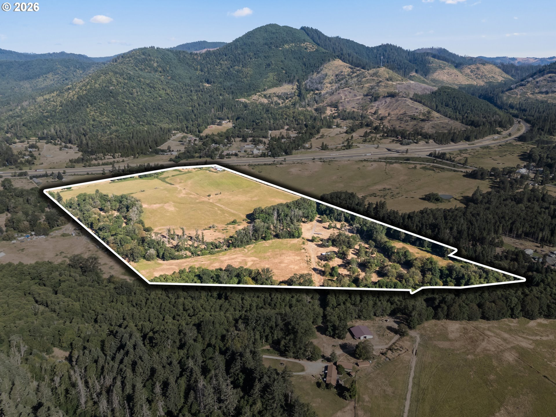 706 CREEK RD, Azalea, OR 97410