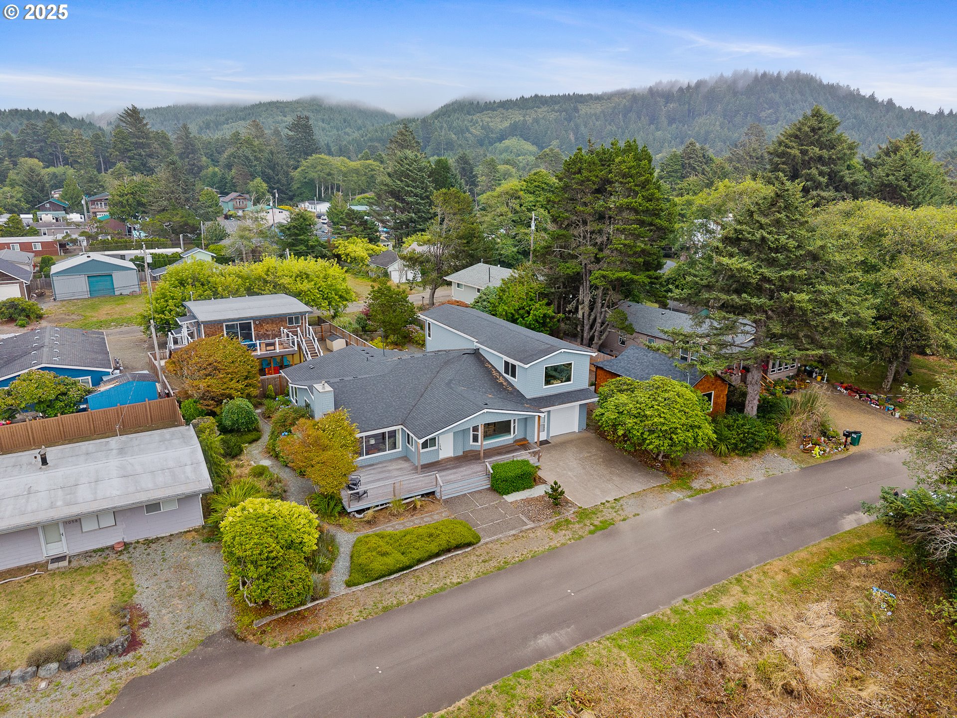 1064 FRONT ST, RockawayBeach, OR 97136