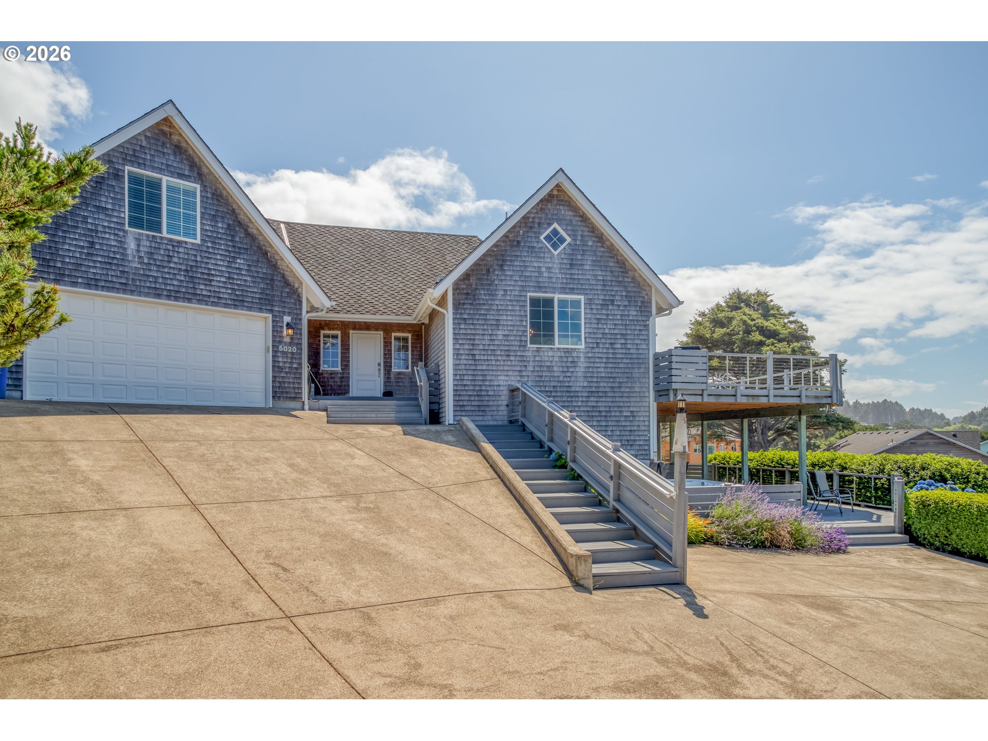 5020 LEE AVE, LincolnCity, OR 97367