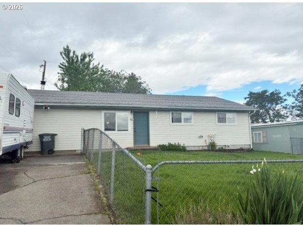 829 9TH ST, Pendleton, OR 97801