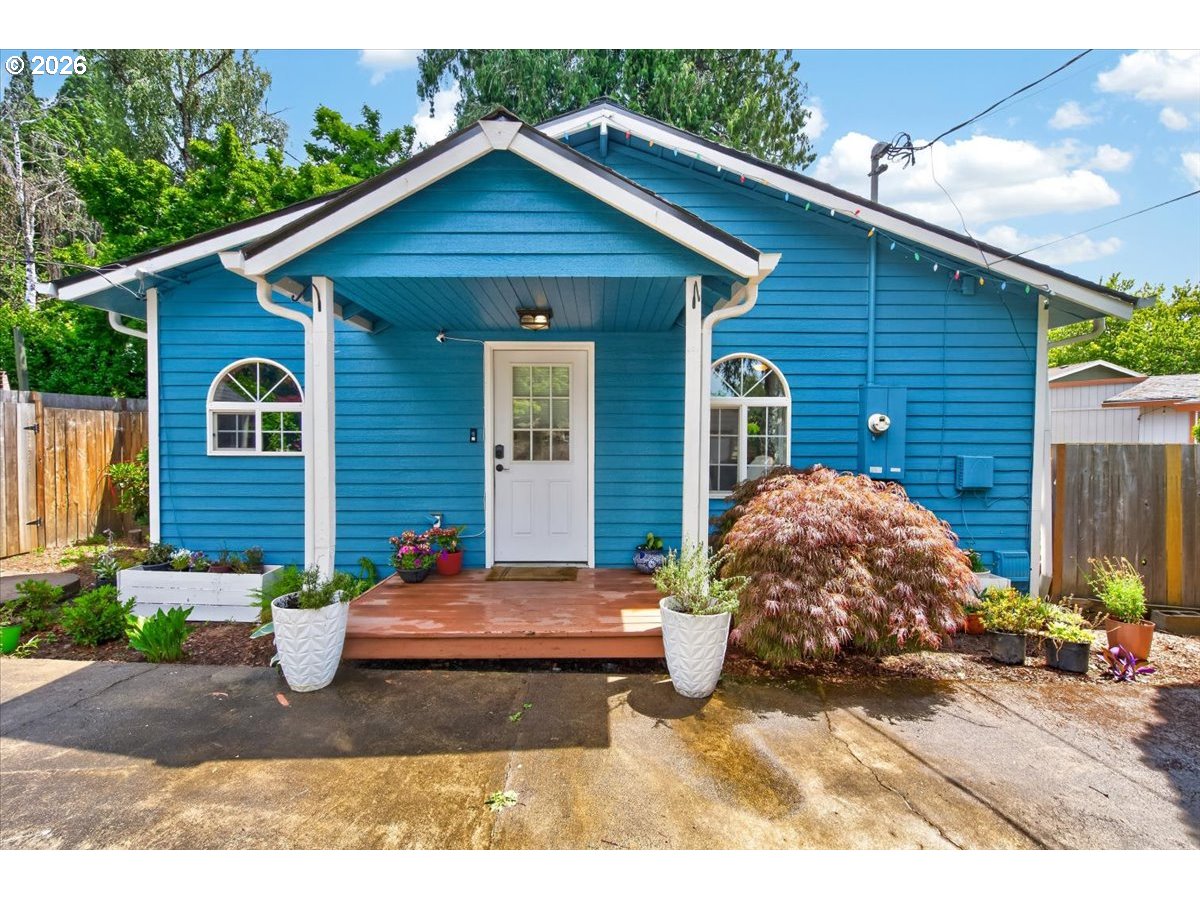 1915 16TH AVE, ForestGrove, OR 97116