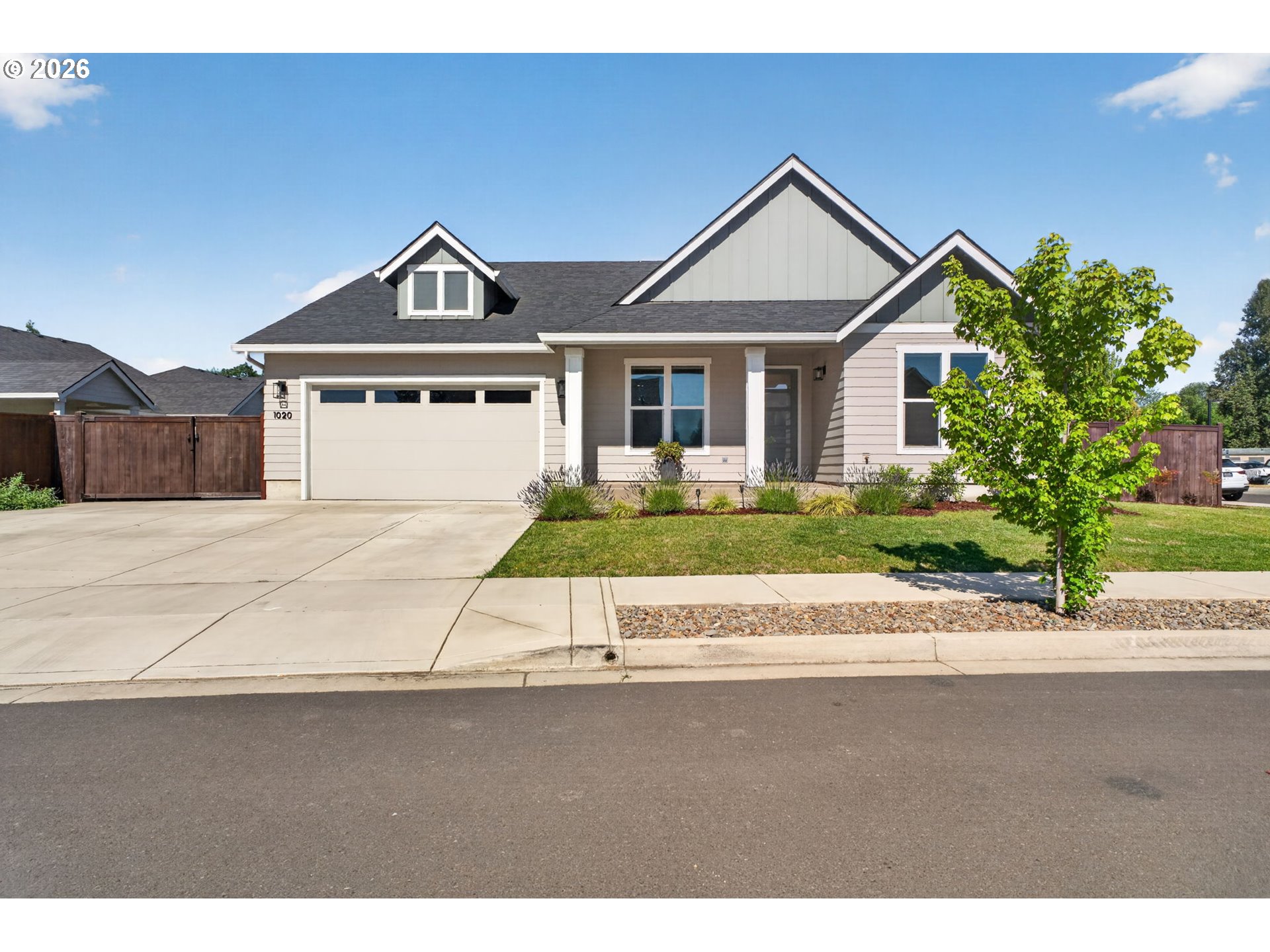 1020 33RD ST, Springfield, OR 97478