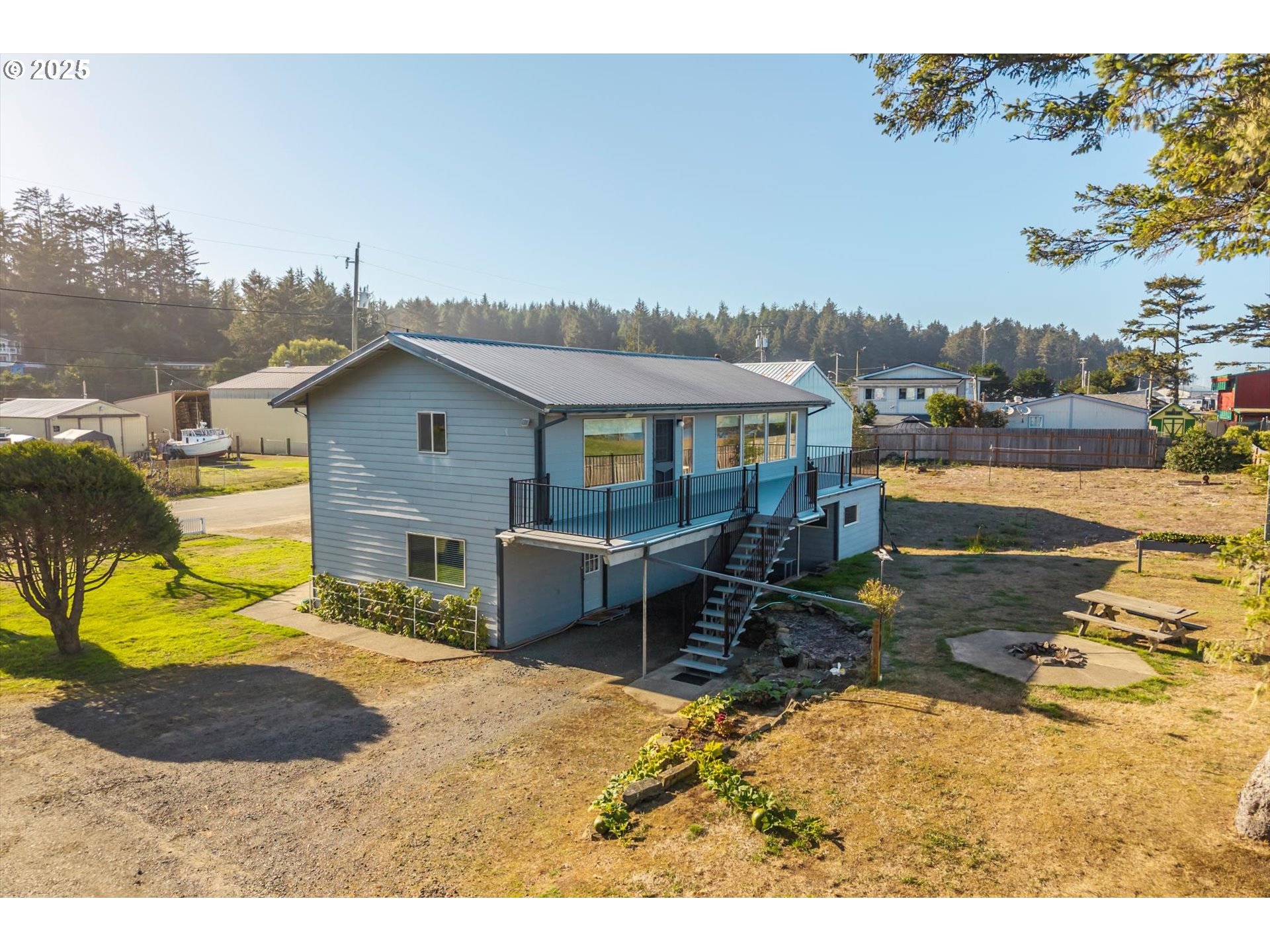 63347 CHARLESTON RD, CoosBay, OR 97420