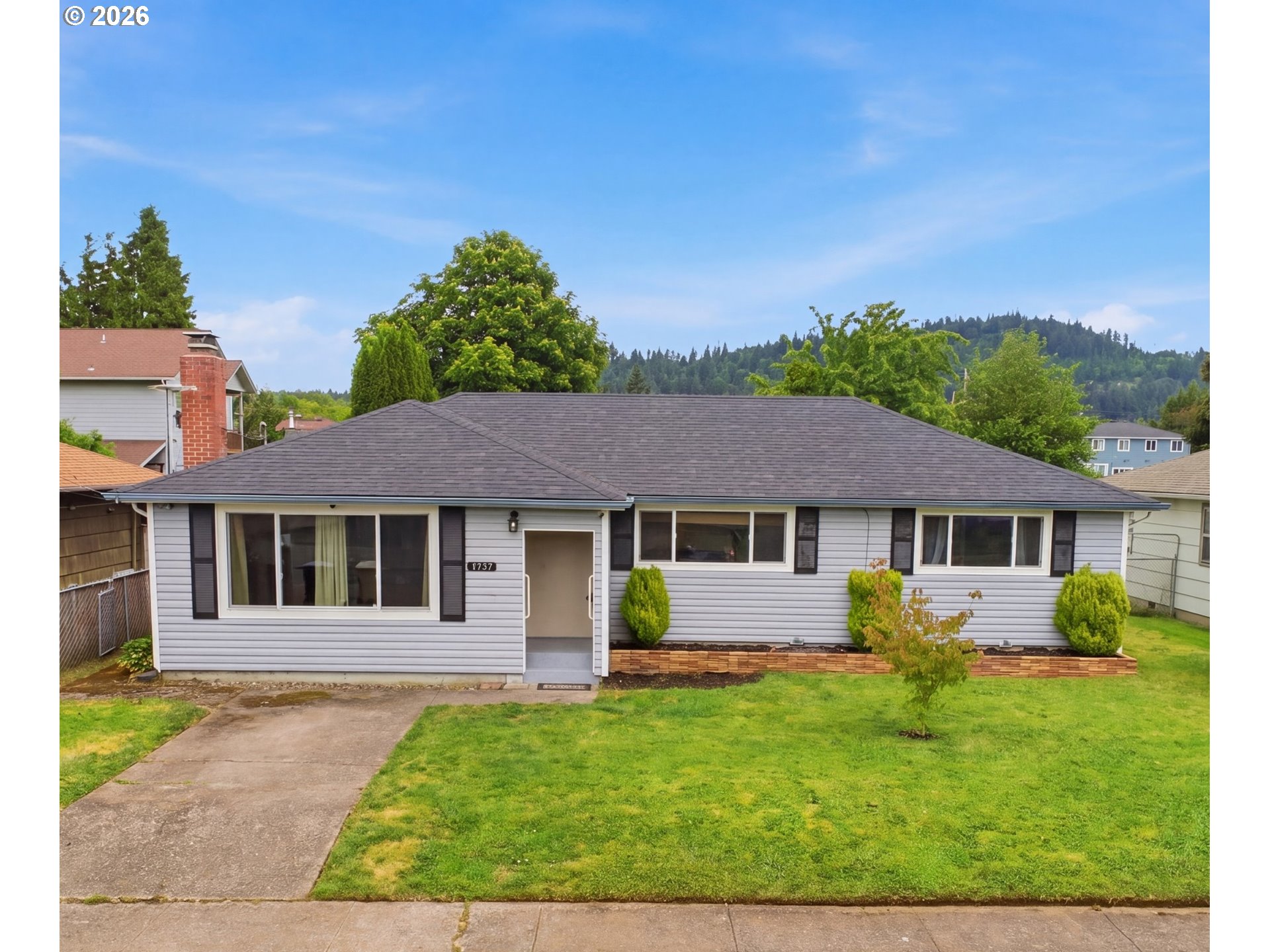 1357 GROVE ST, Lebanon, OR 97355