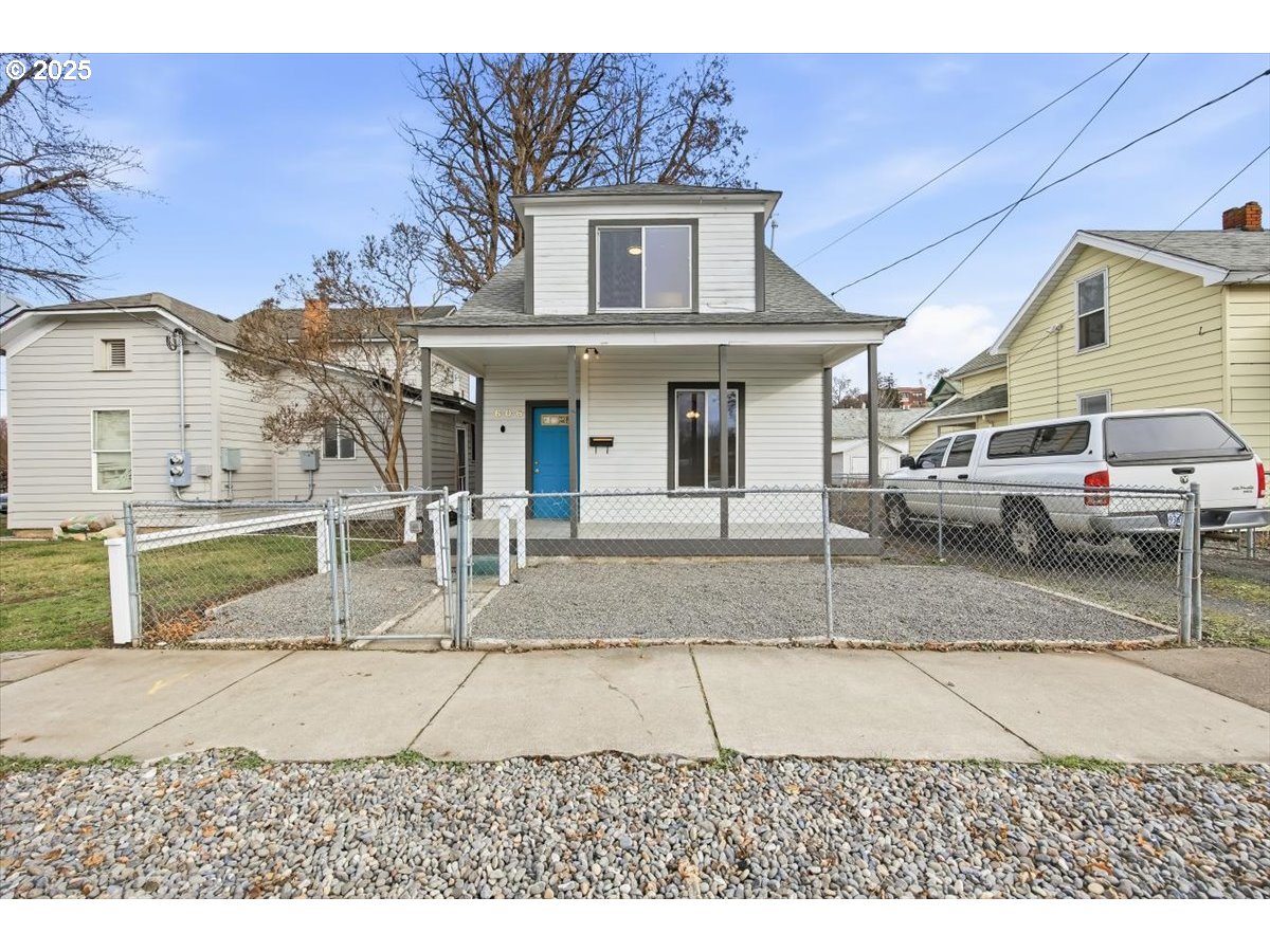 606 2ND ST, Pendleton, OR 97801