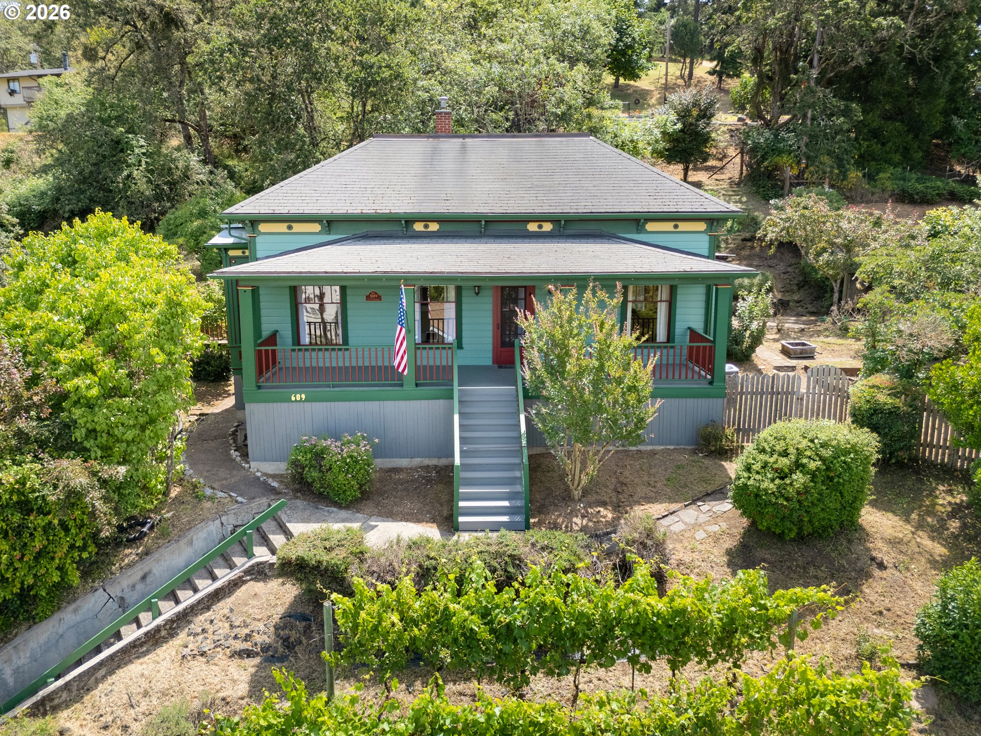 609 CHADWICK ST, Roseburg, OR 97470