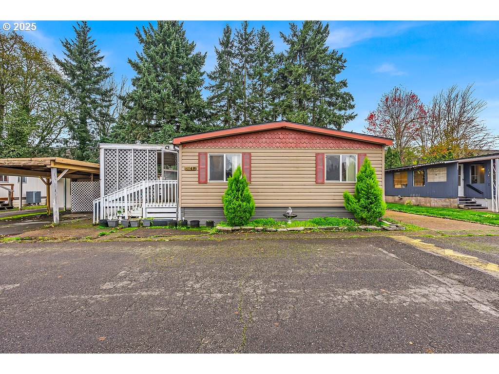 4882 LANCASTER DR, Salem, OR 97305