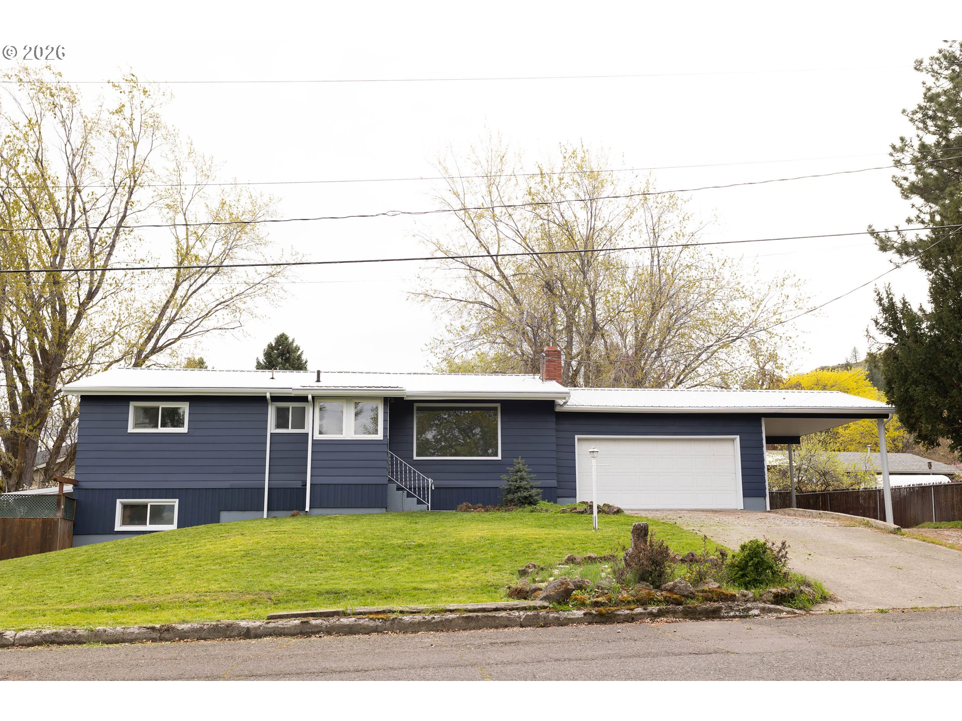 410 F AVE, LaGrande, OR 97850