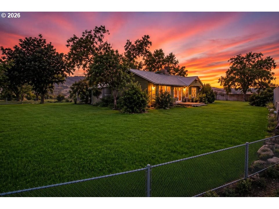 19369 HIGHWAY 26, Mitchell, OR 97750