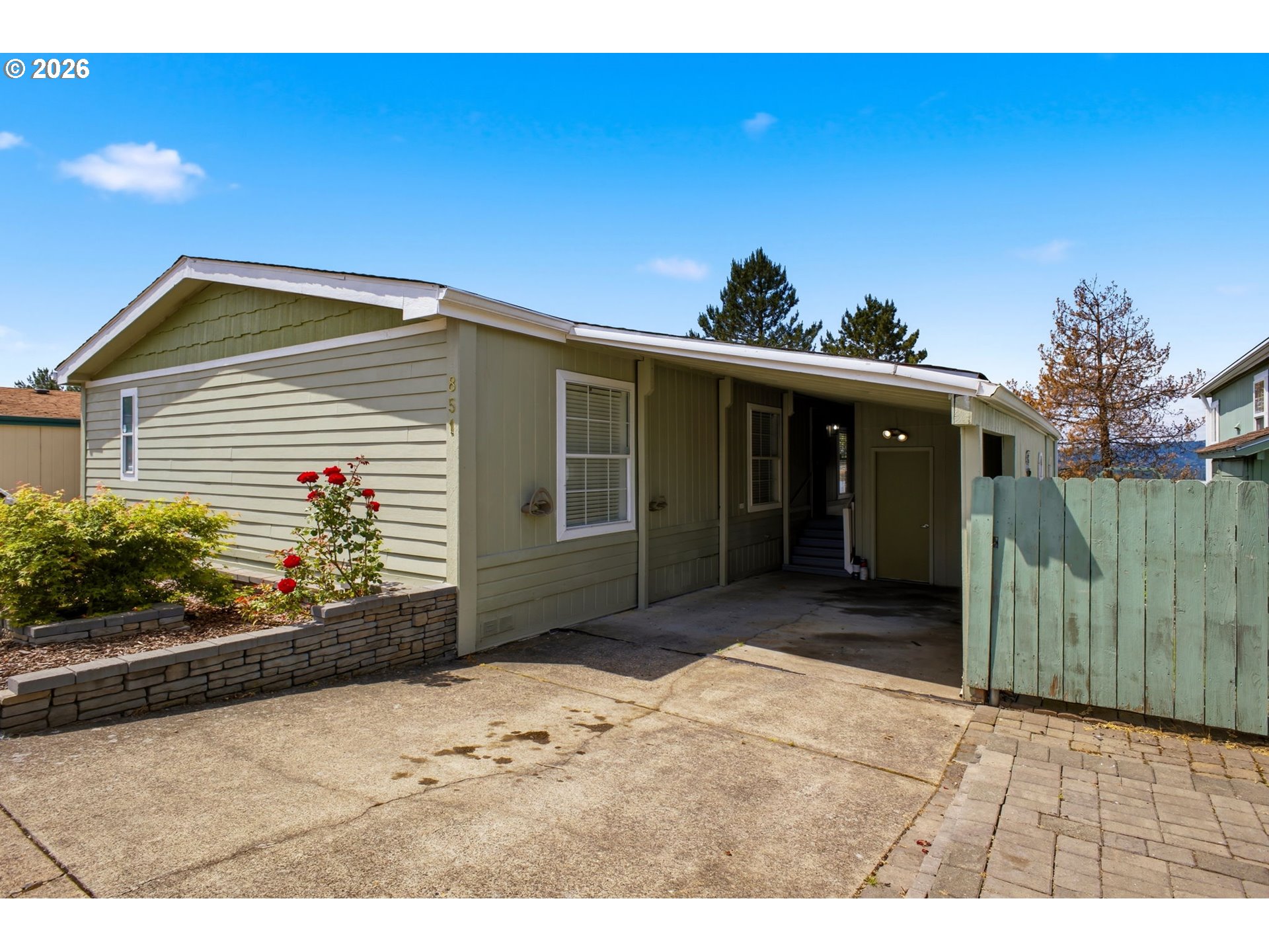 851 SUNSET WAY, Troutdale, OR 97060