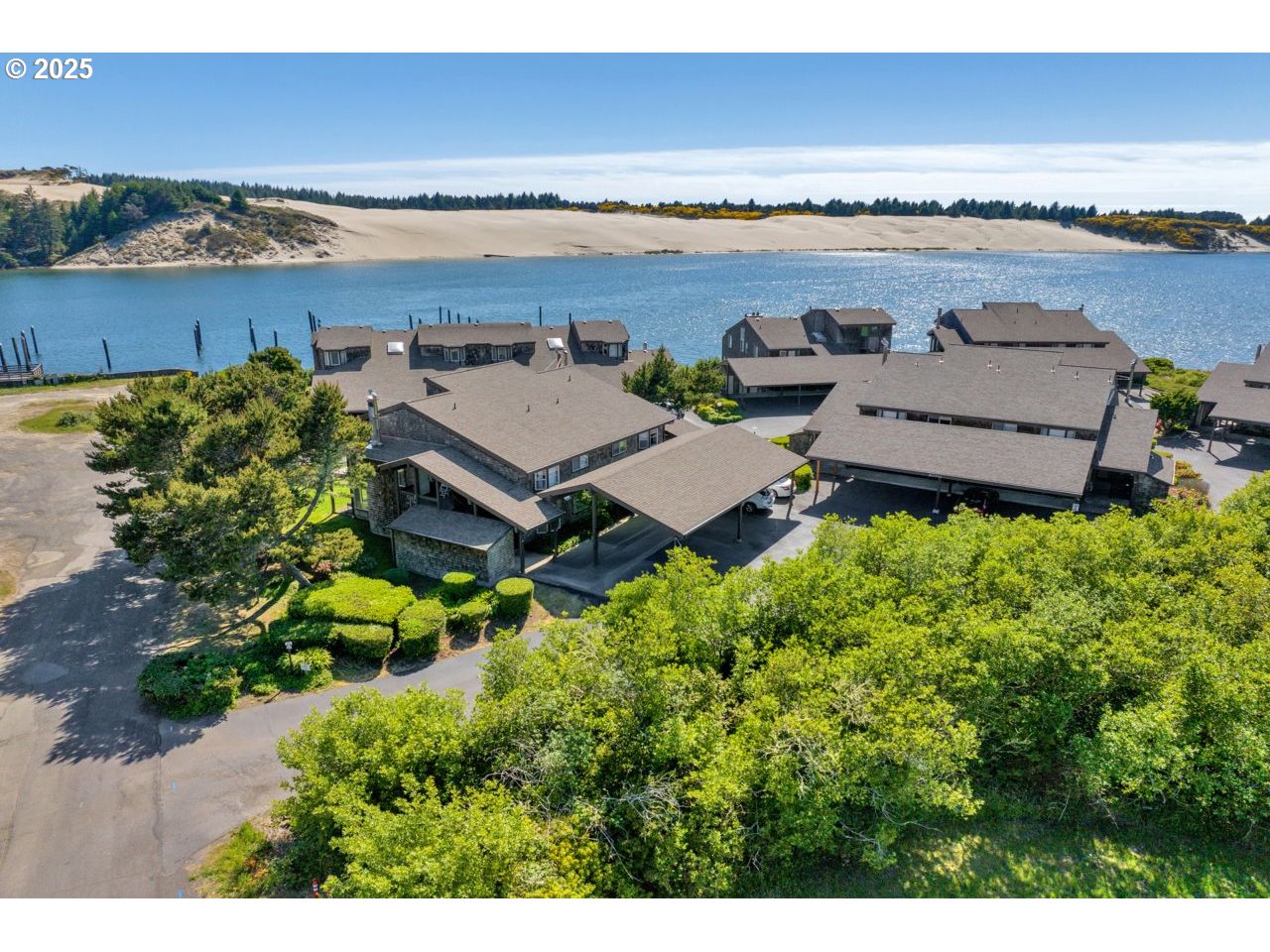 1080 BAY ST, Florence, OR 97439