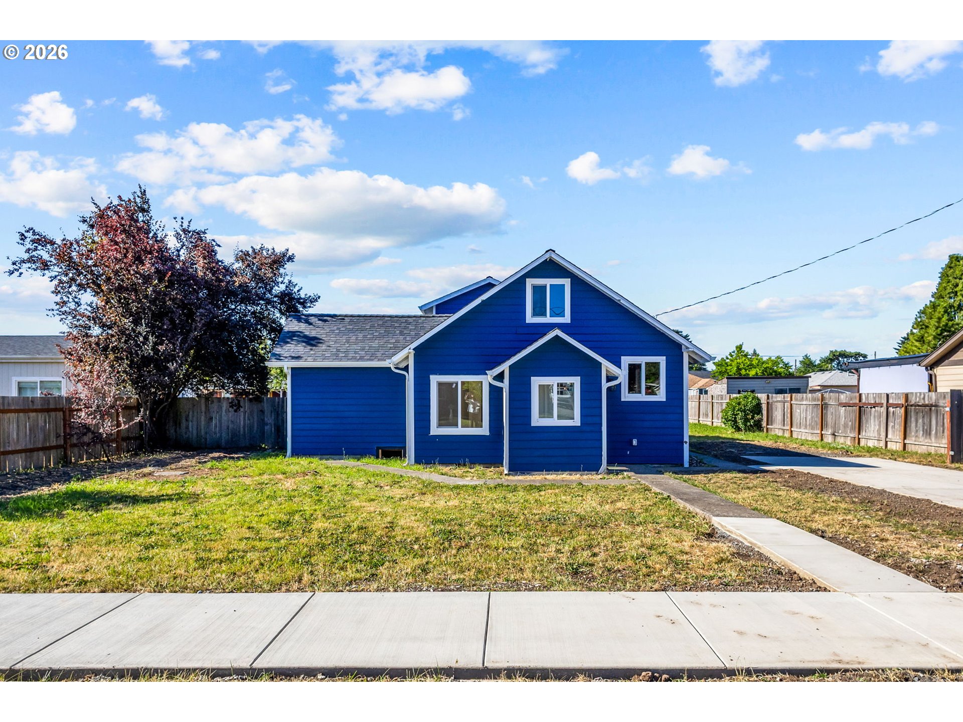 805 SHERMAN ST, Lebanon, OR 97355