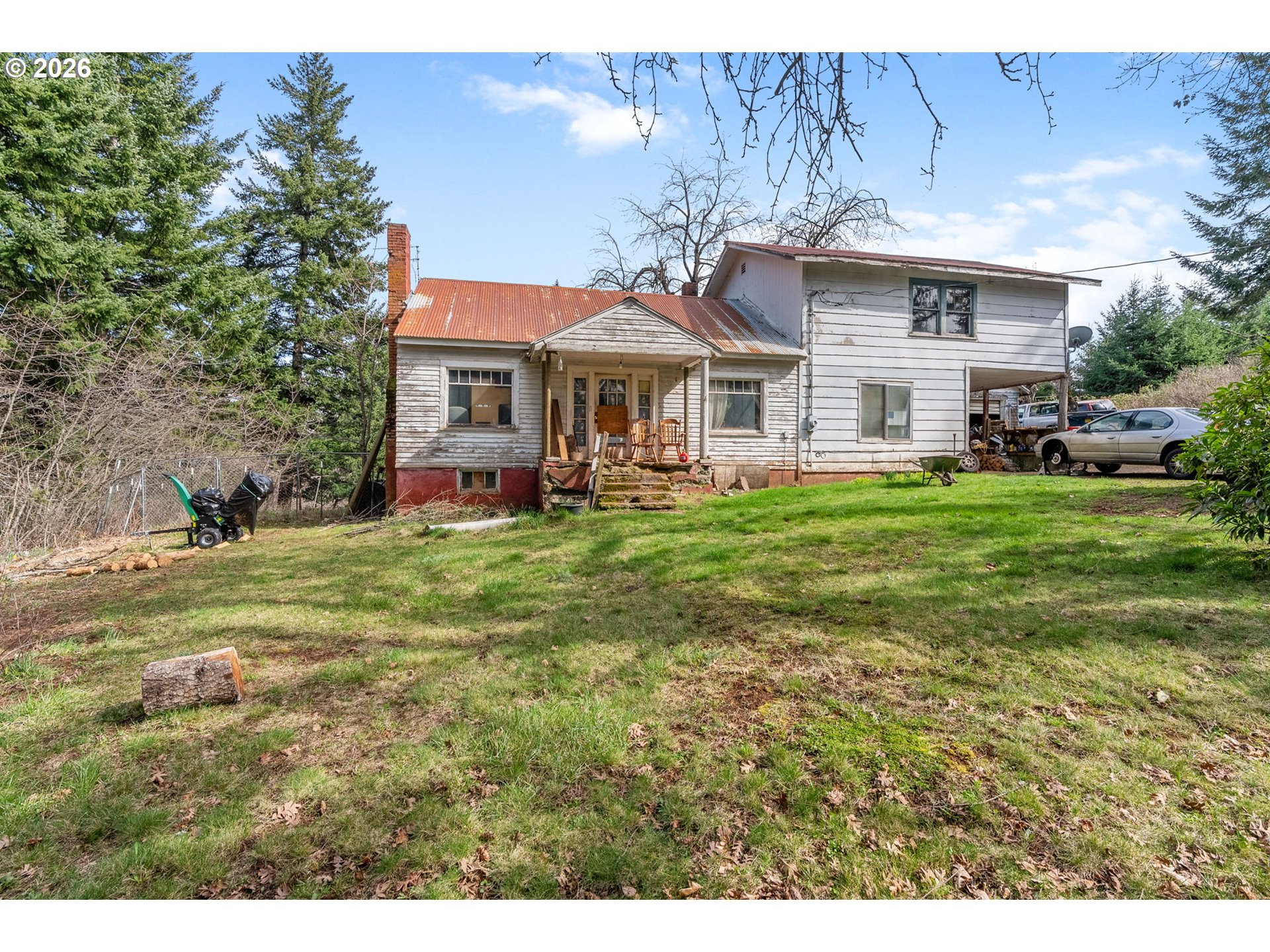 5195 YORK HILL DR, HoodRiver, OR 97031