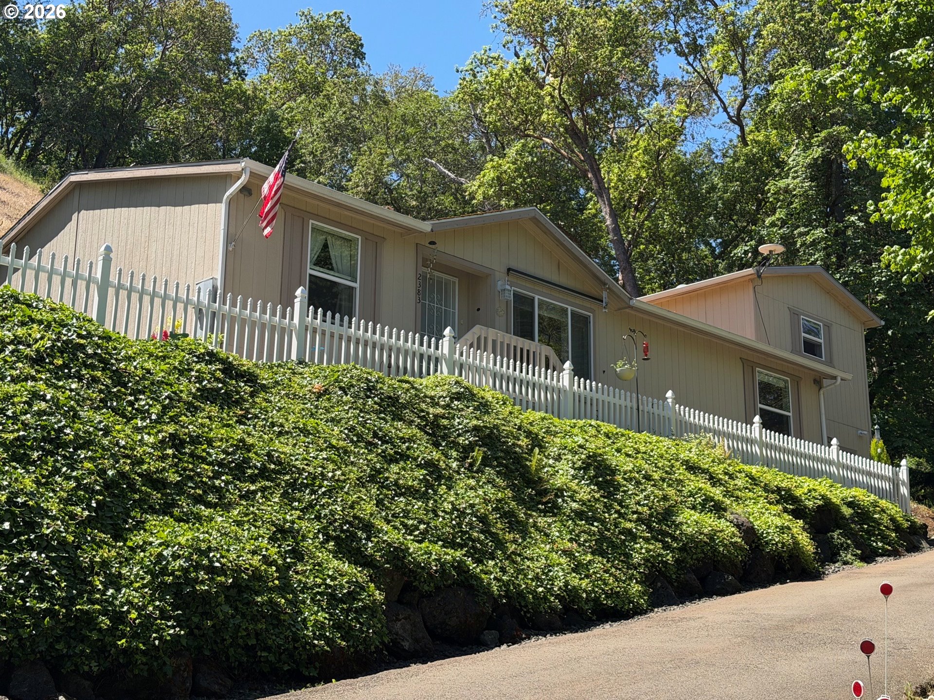 2383 MILITARY AVE, Roseburg, OR 97471