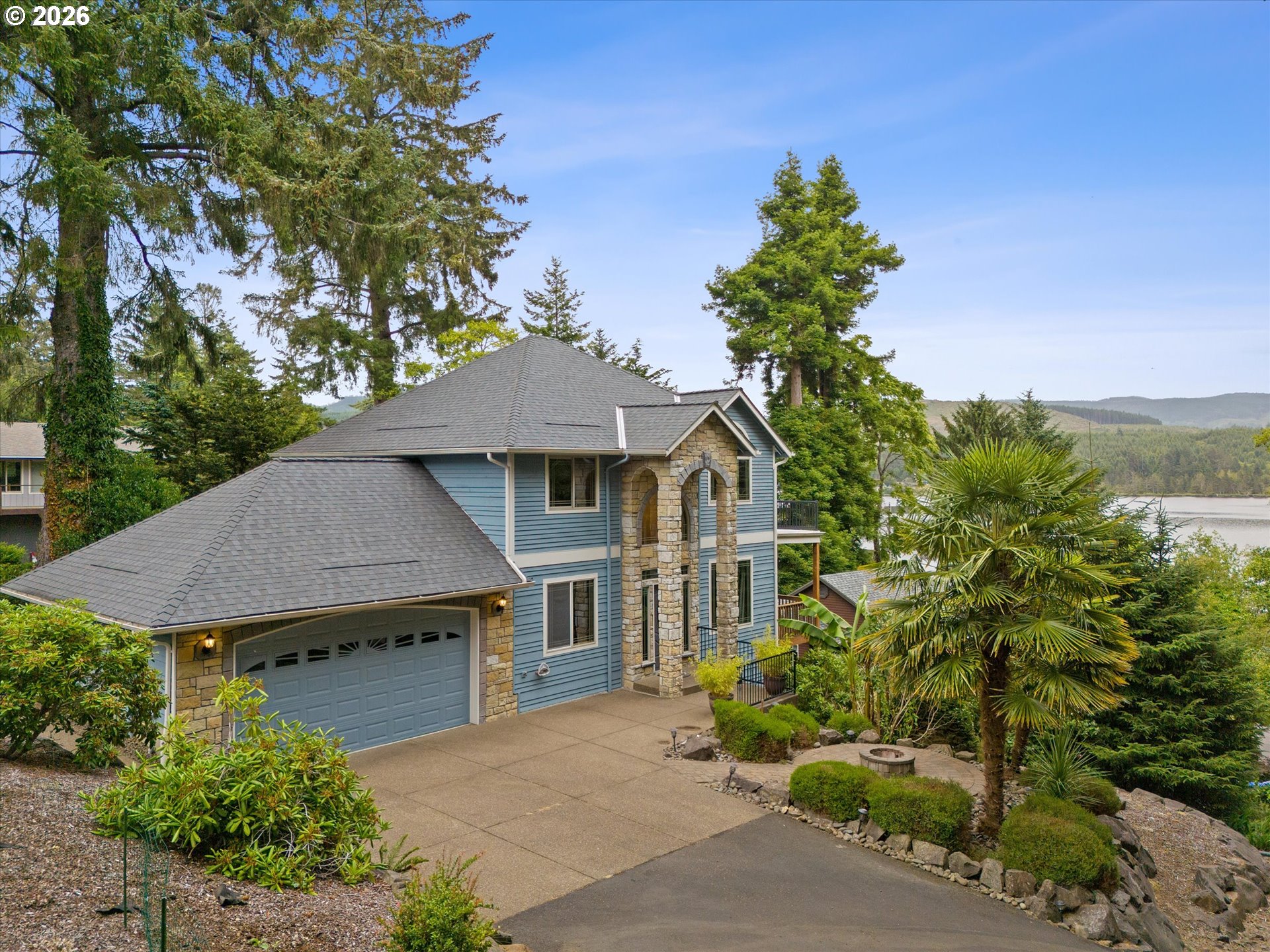 1280 REGATTA ST, LincolnCity, OR 97367