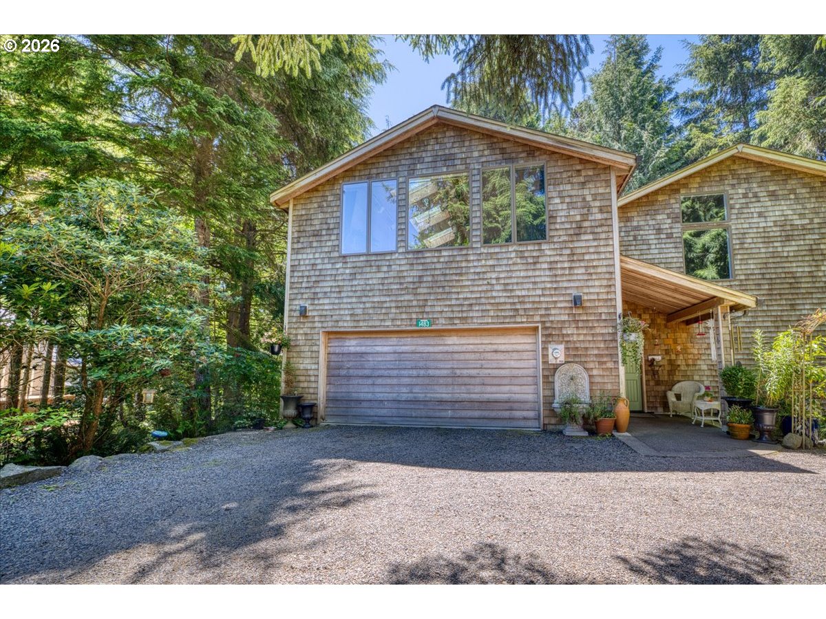1483 TINTINNABULARY PL, DepoeBay, OR 97341