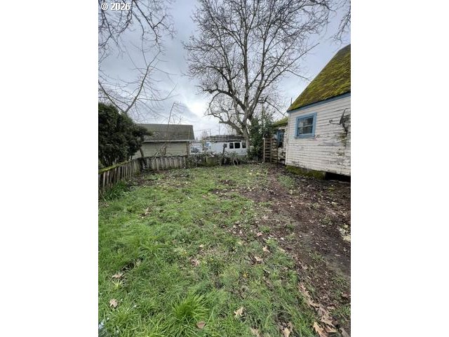 330 GROVE ST, Salem, OR 97301