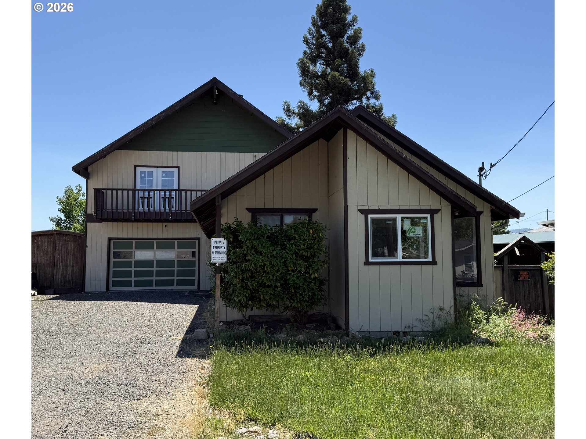 236 DE BARR AVE, Medford, OR 97501