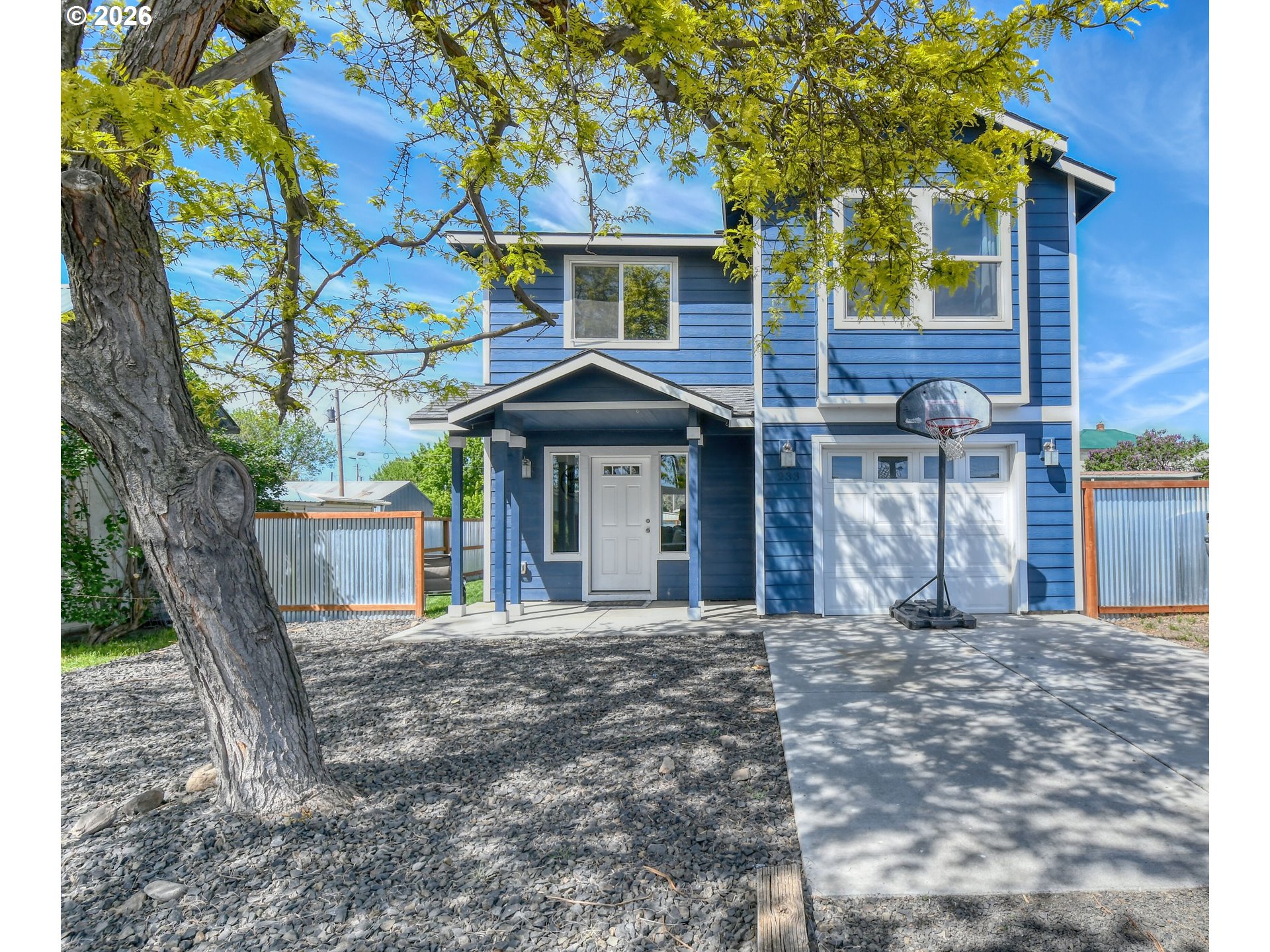 233 JEFFERSON ST, Athena, OR 97813