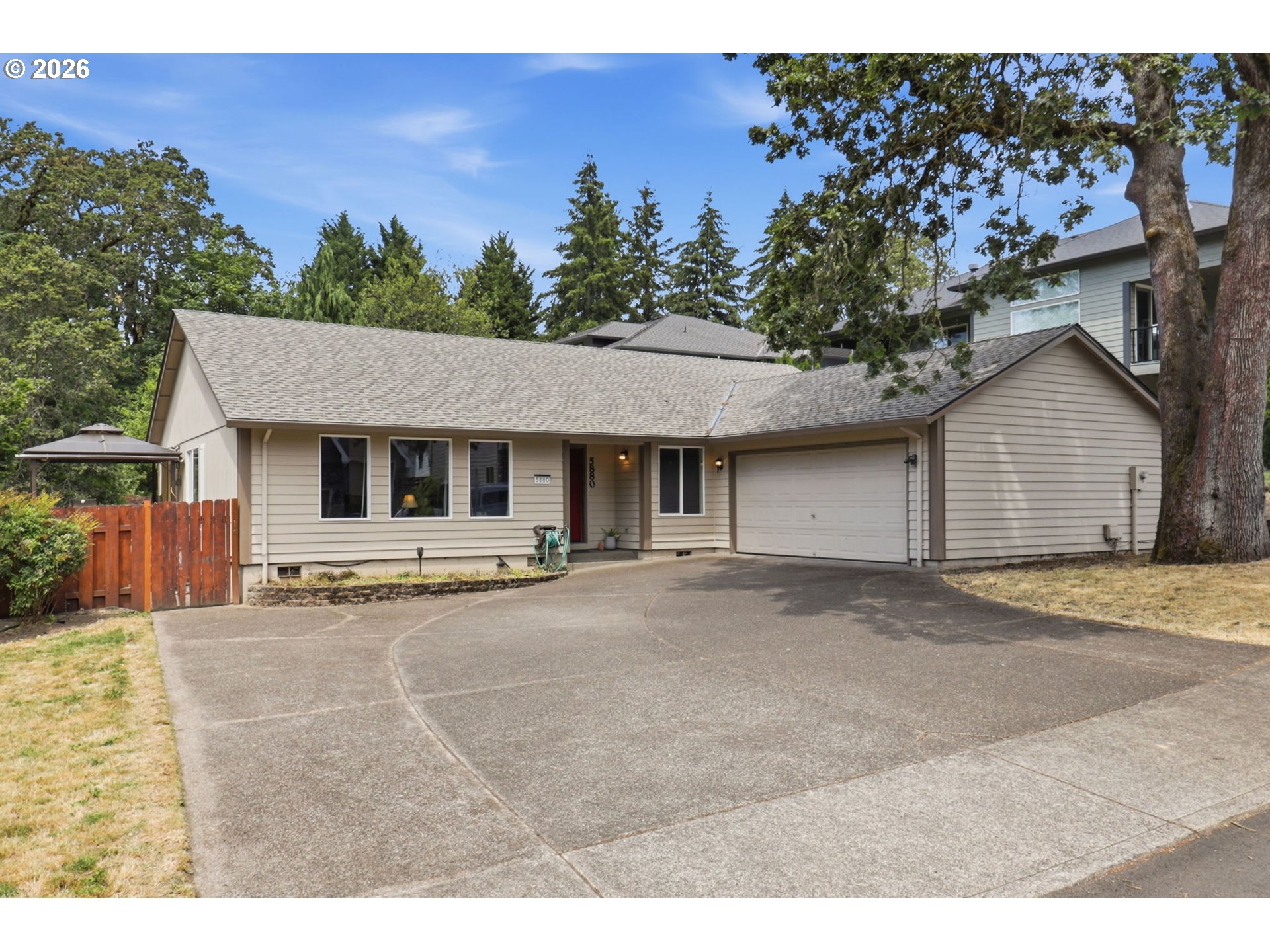 5880 BIRD SONG WAY, Gladstone, OR 97027