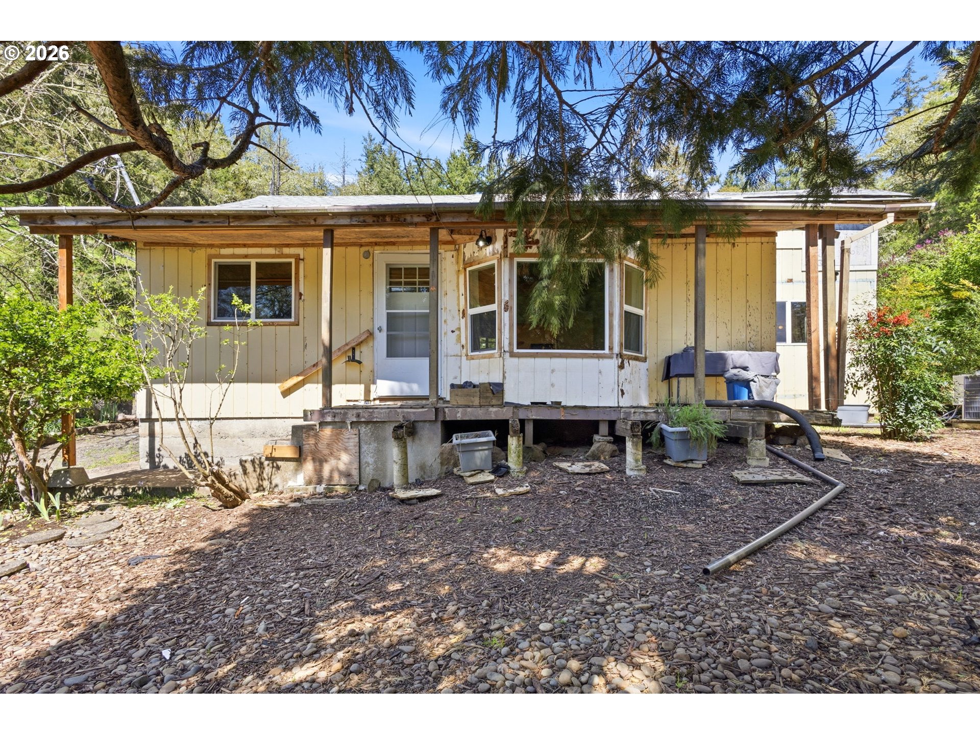 38775 GOLDEN VALLEY DR, Lebanon, OR 97355