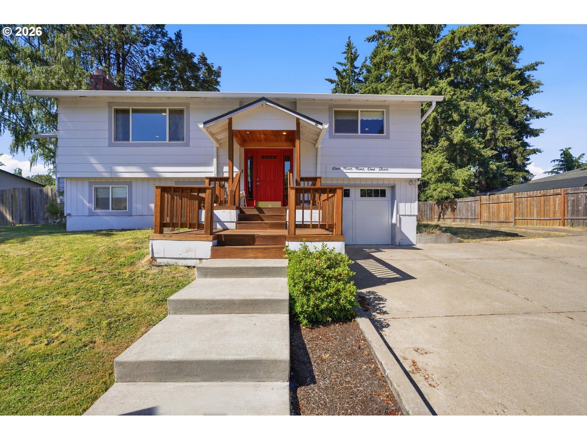 19915 Rock Dr, Aloha, OR 97003
