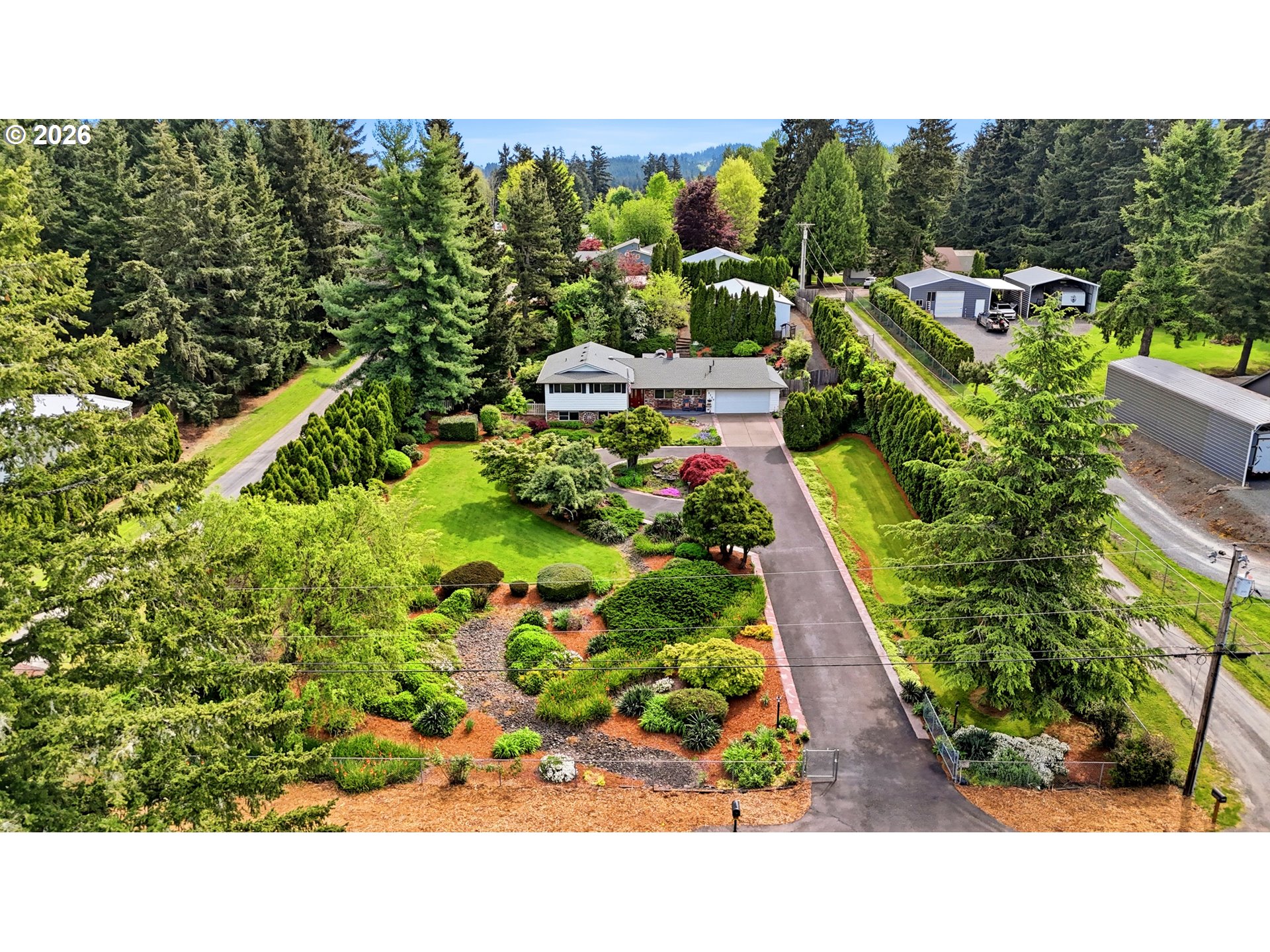 16204 BEL AIR DR, Damascus, OR 97089